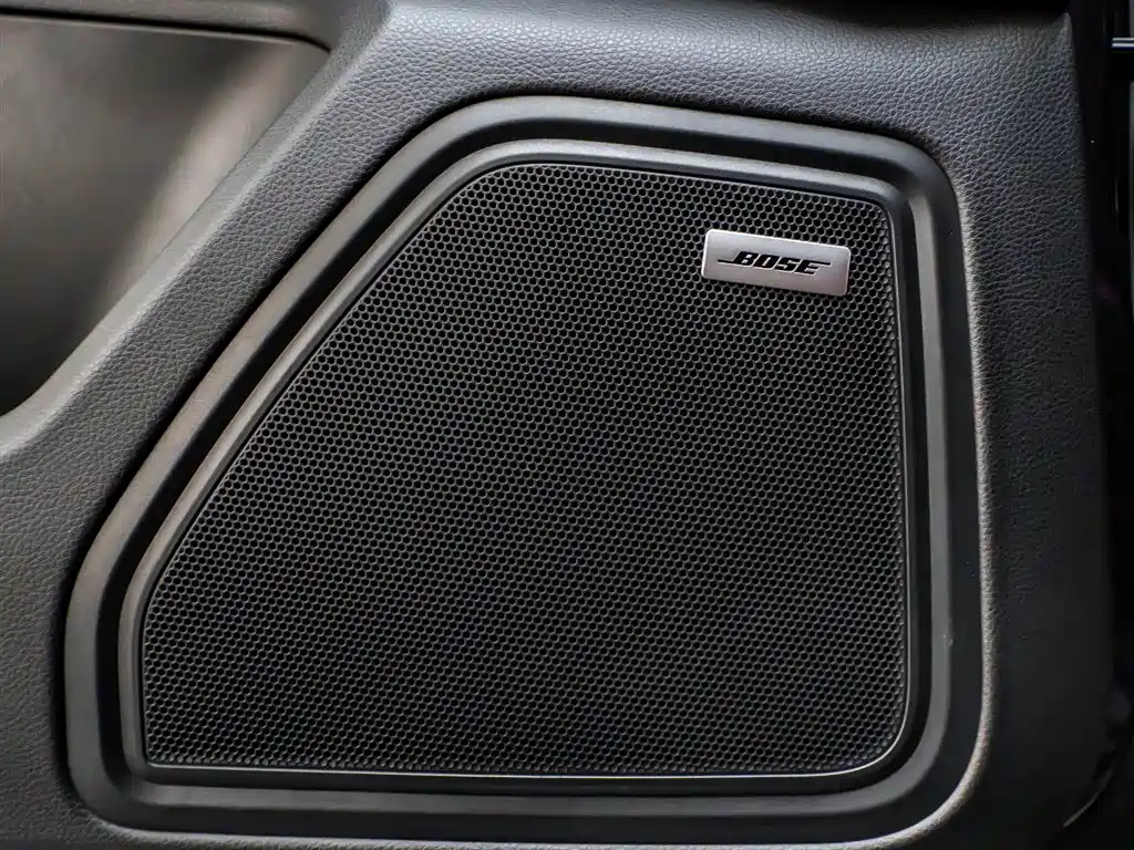 Porsche Macan 2024 — фото 23
