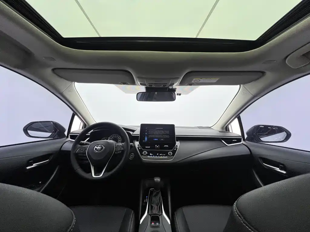 Toyota Corolla 2023 — фото 10