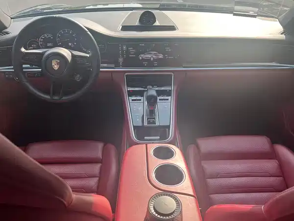 Porsche Panamera 2019