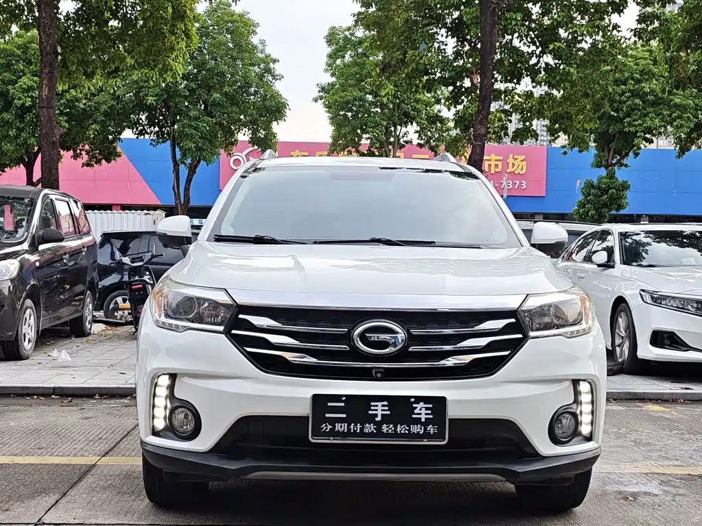 GAC Trumpchi GS4 2017 — фото 2