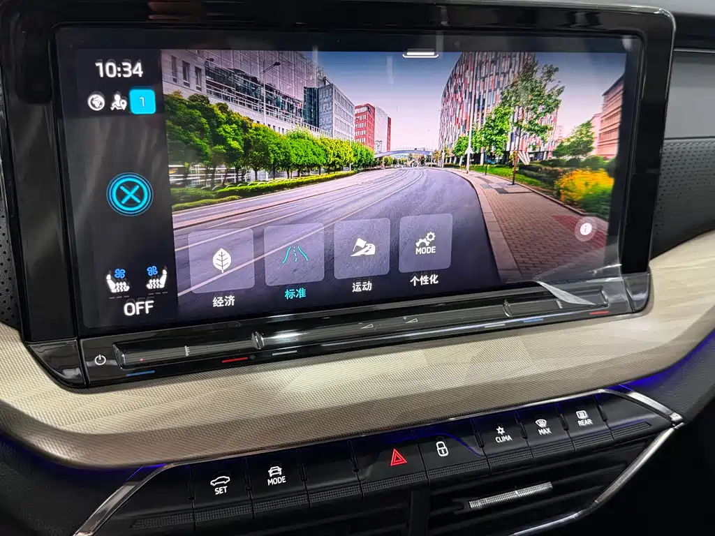 Skoda Octavia 2023 — фото 13