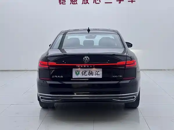 Volkswagen Passat 2024