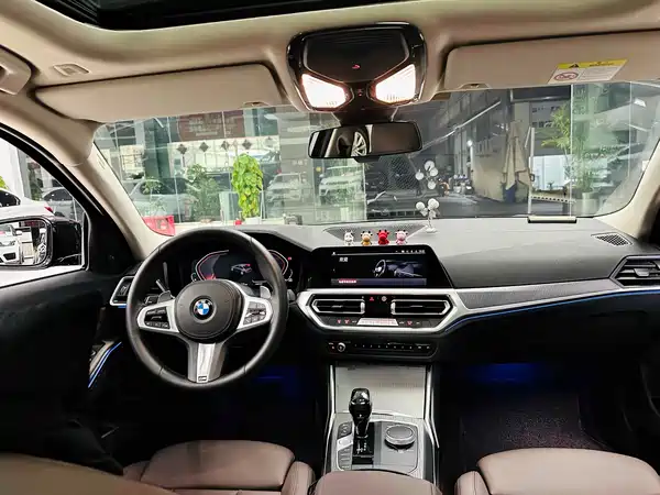 BMW 3 Series 2021