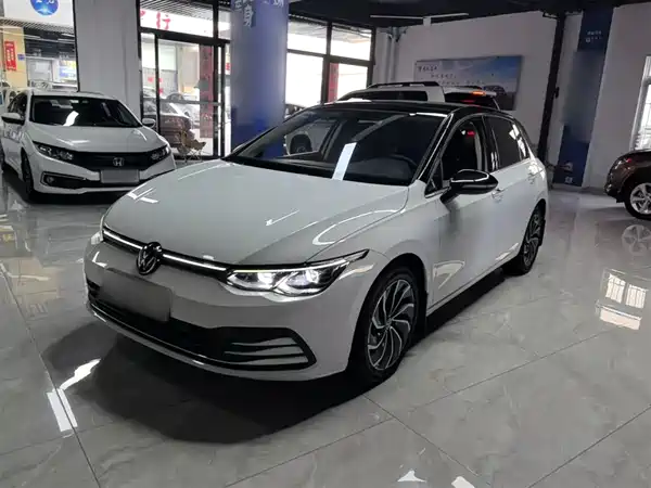 Volkswagen Golf 2023
