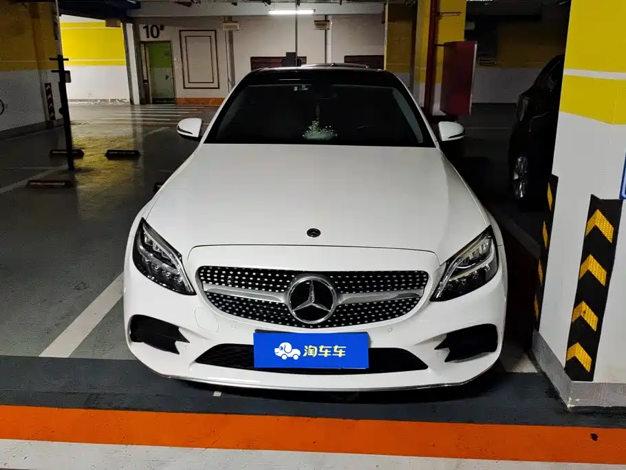 Mercedes-Benz C-Class 2021