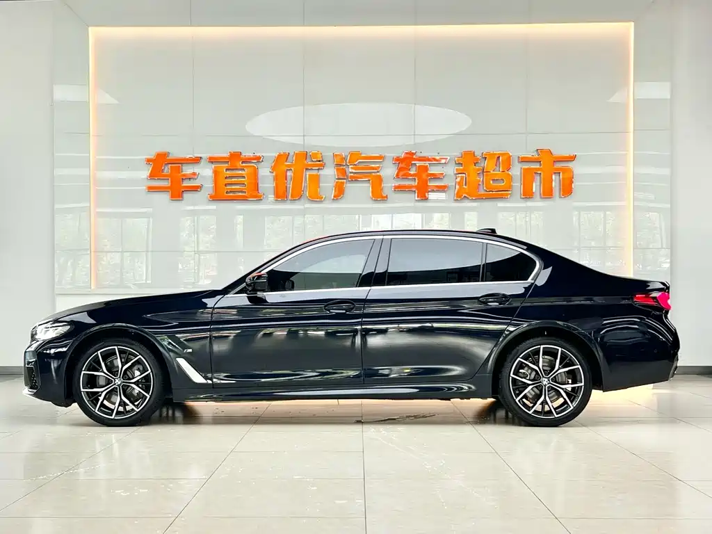 BMW 5 Series 2021