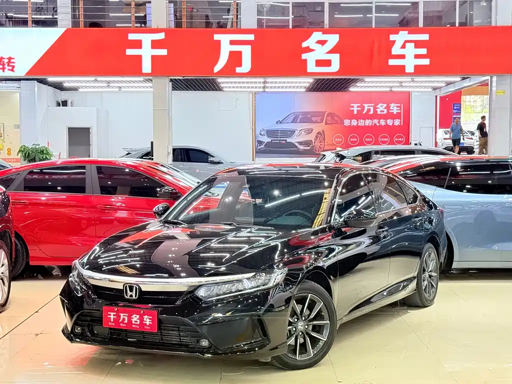 Honda Inspire 2022 — фото 1