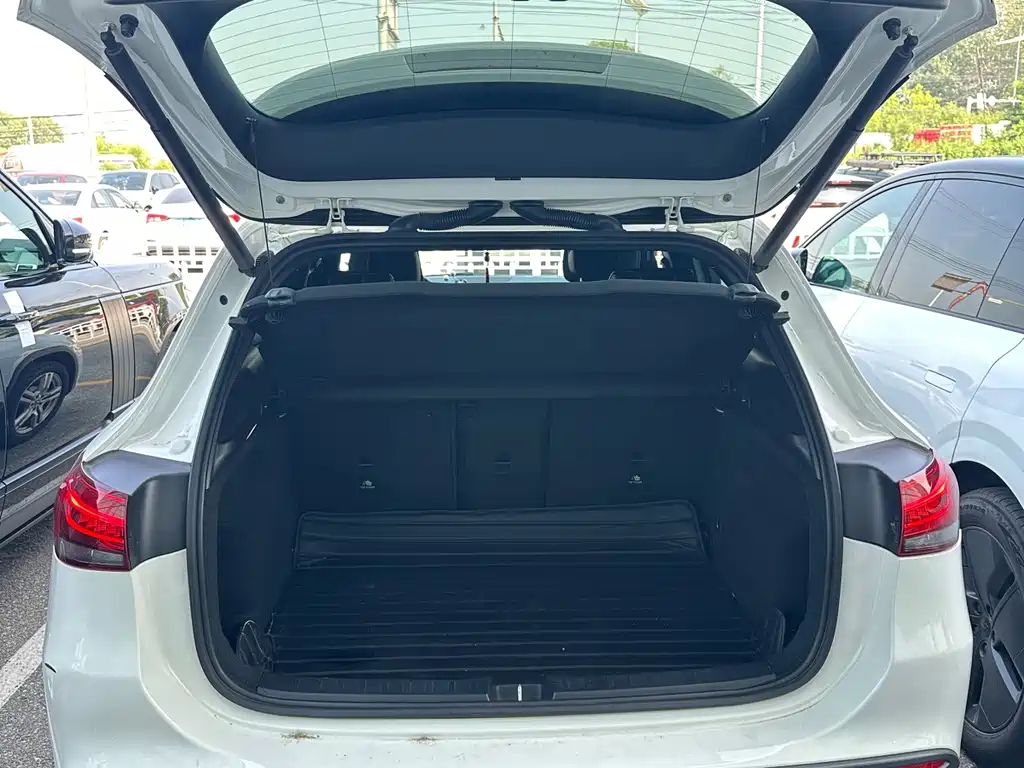 Mercedes-Benz GLA 2021 — фото 13