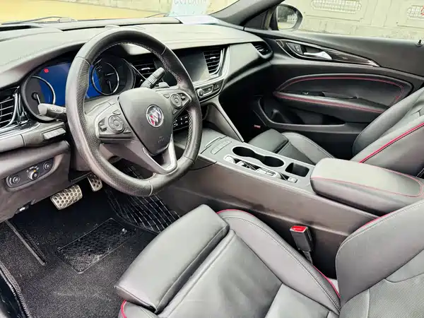 Buick Regal 2021