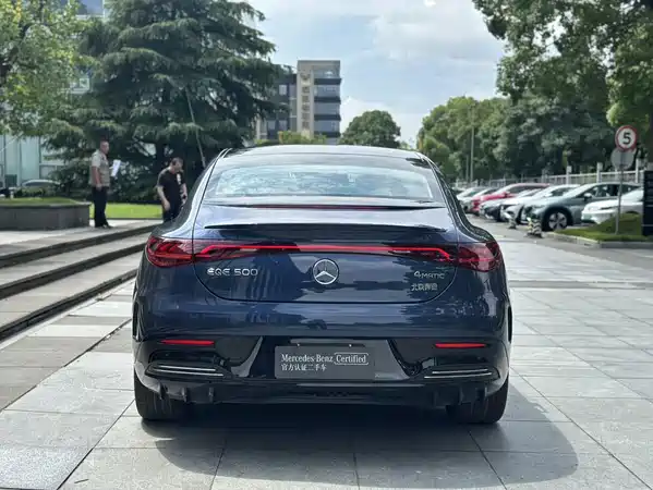 Mercedes-Benz EQE 2025