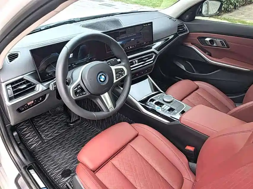 BMW i3 2023 — фото 5