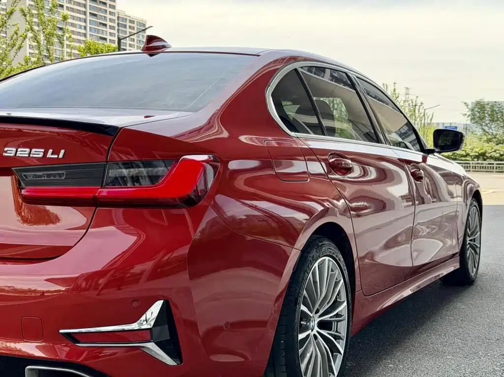 BMW 3 Series 2020 — фото 13
