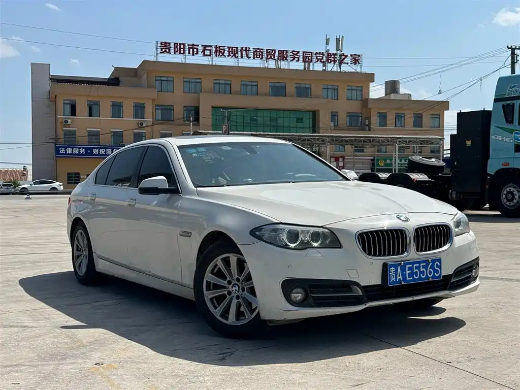 BMW 5 Series 2015 — фото 3