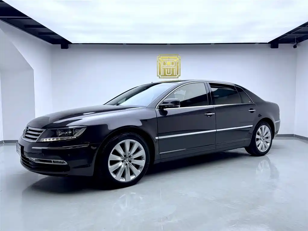 Volkswagen Phaeton 2012 — фото 7