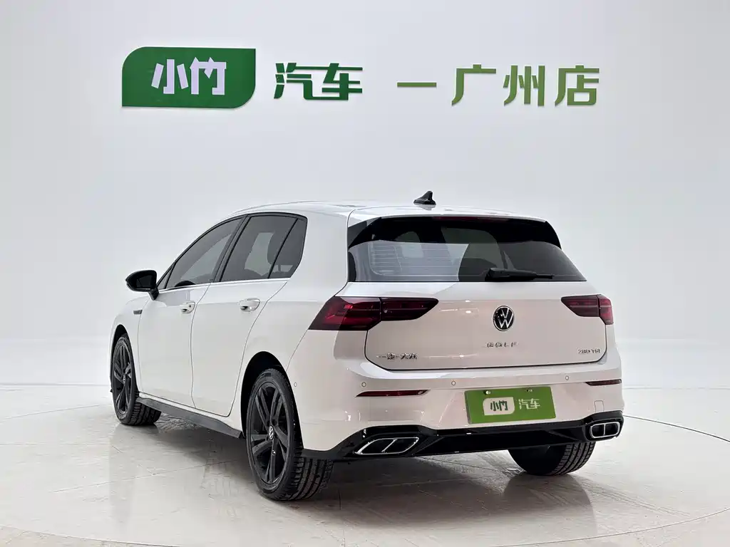 Volkswagen Golf 2023