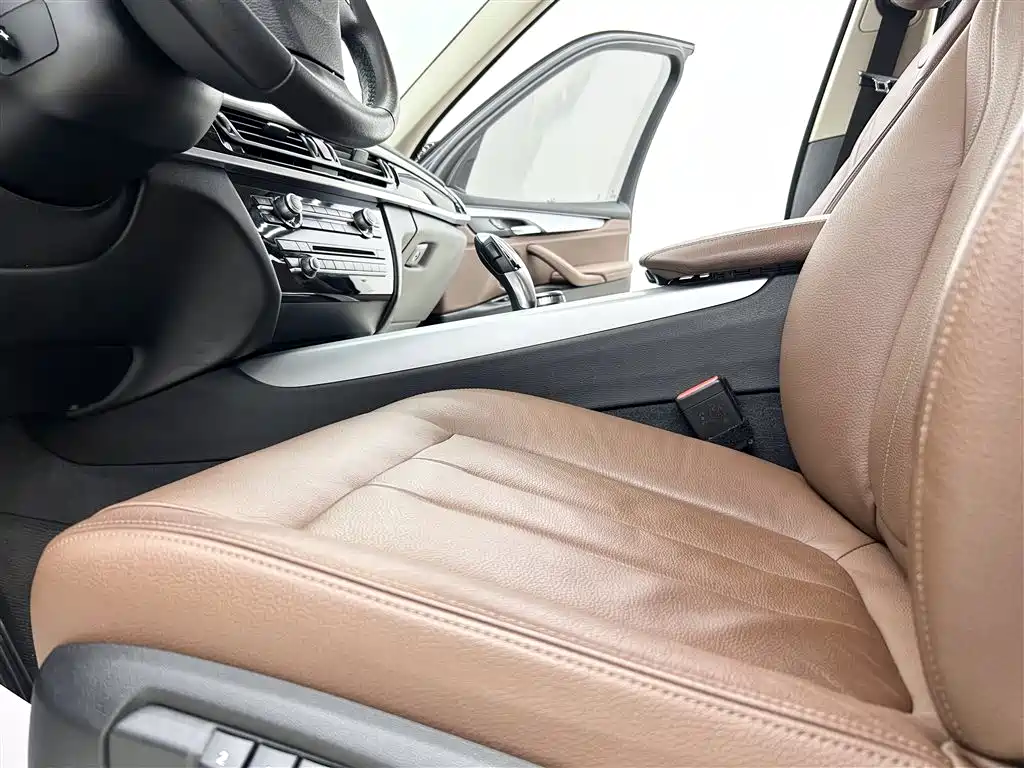 BMW X5 2018 — фото 17