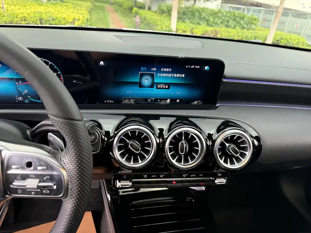 Mercedes-Benz A-Class 2022 — фото 24