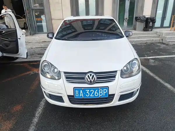 Volkswagen Sagitar 2011