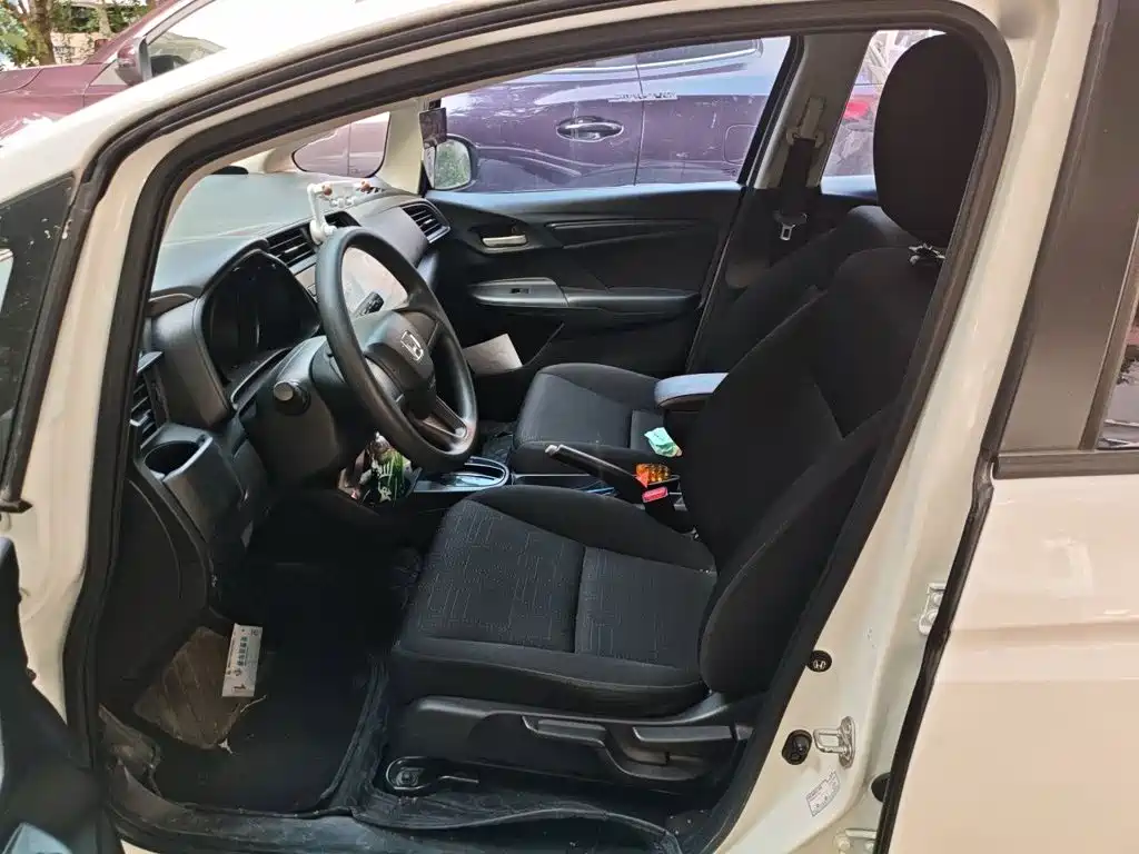 Honda Fit 2018 — фото 11