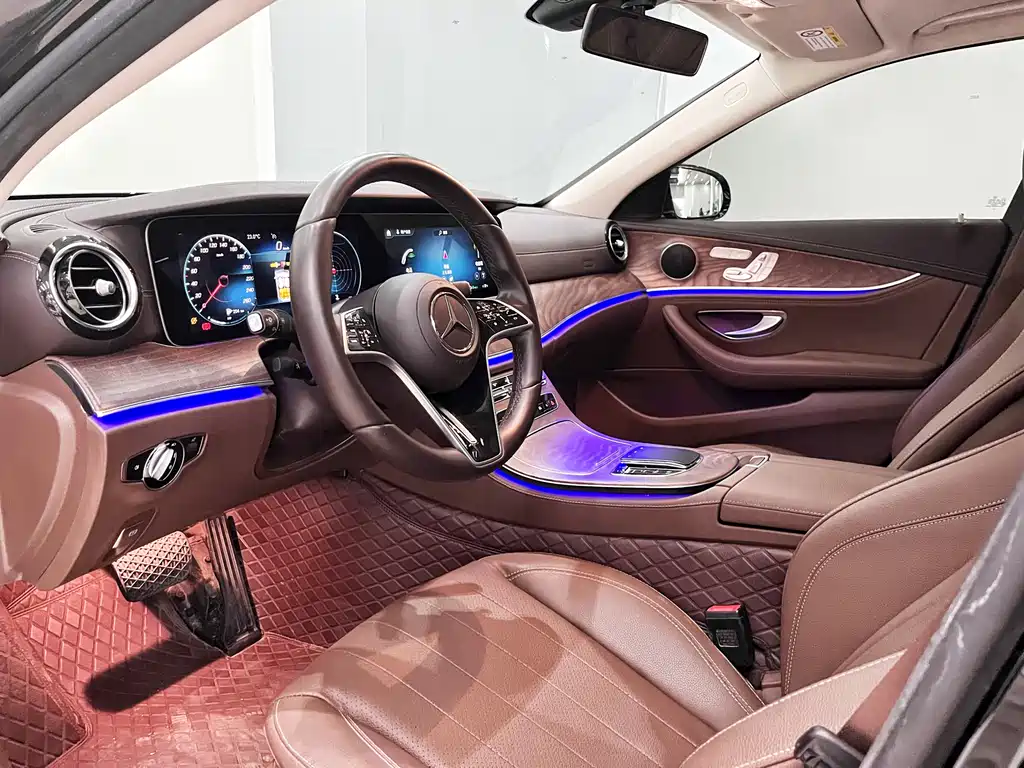 Mercedes-Benz E-Class 2023