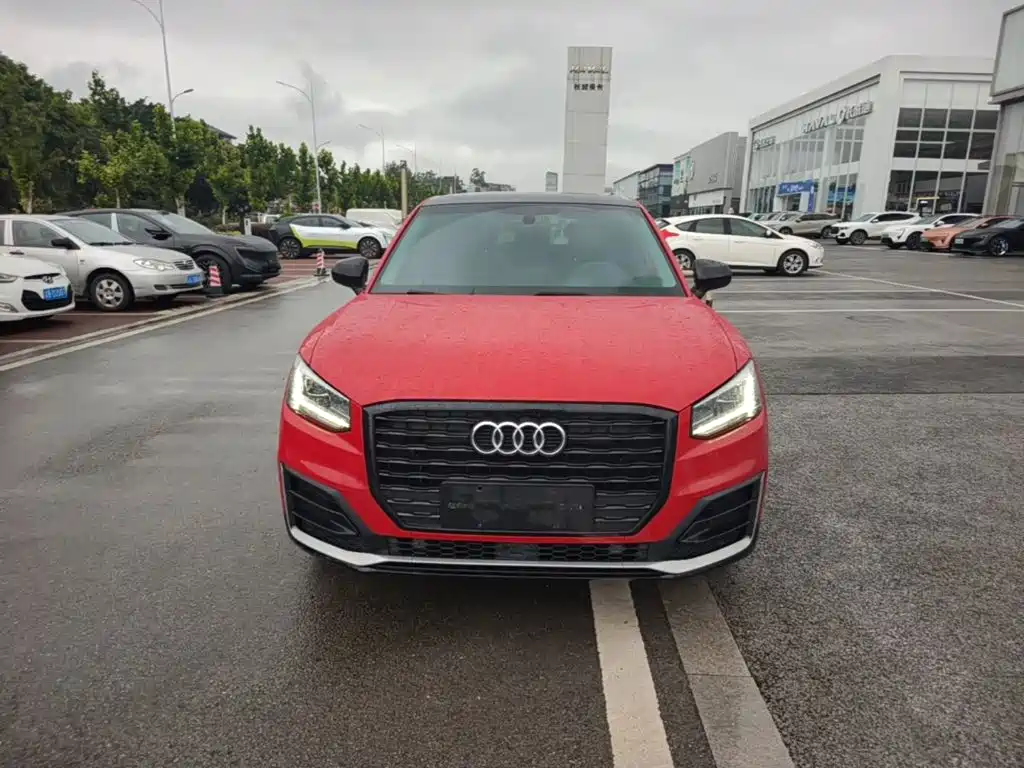 Audi Q2L 2021