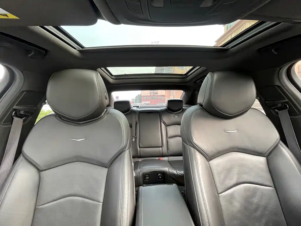 Cadillac CT6 2018 — фото 18