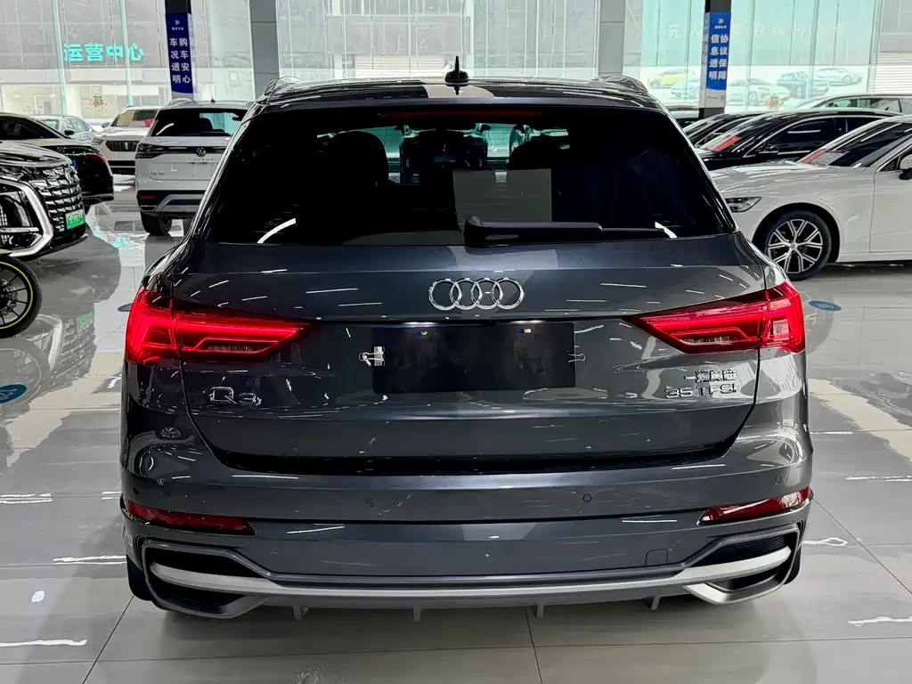 Audi Q3 2022 — фото 10