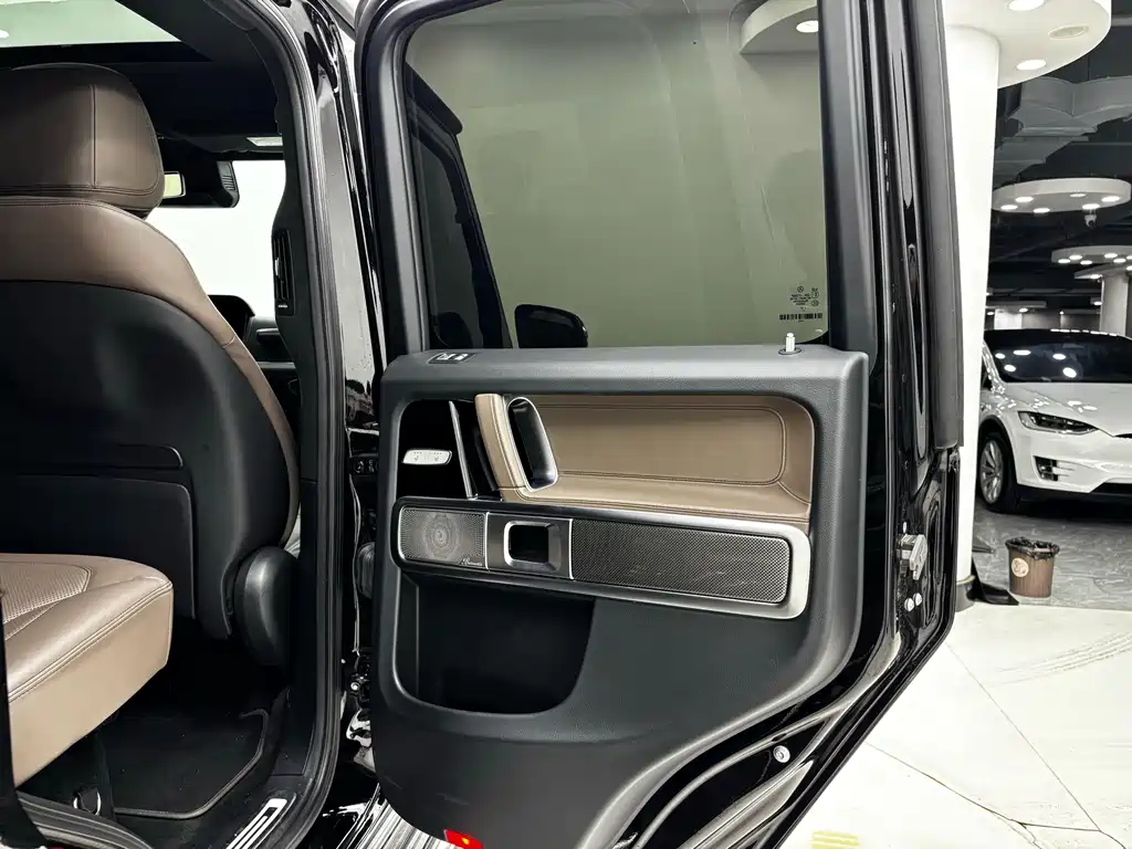Mercedes-Benz G-Class 2025 — фото 25