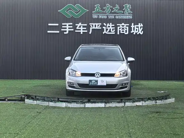 Volkswagen Golf 2015