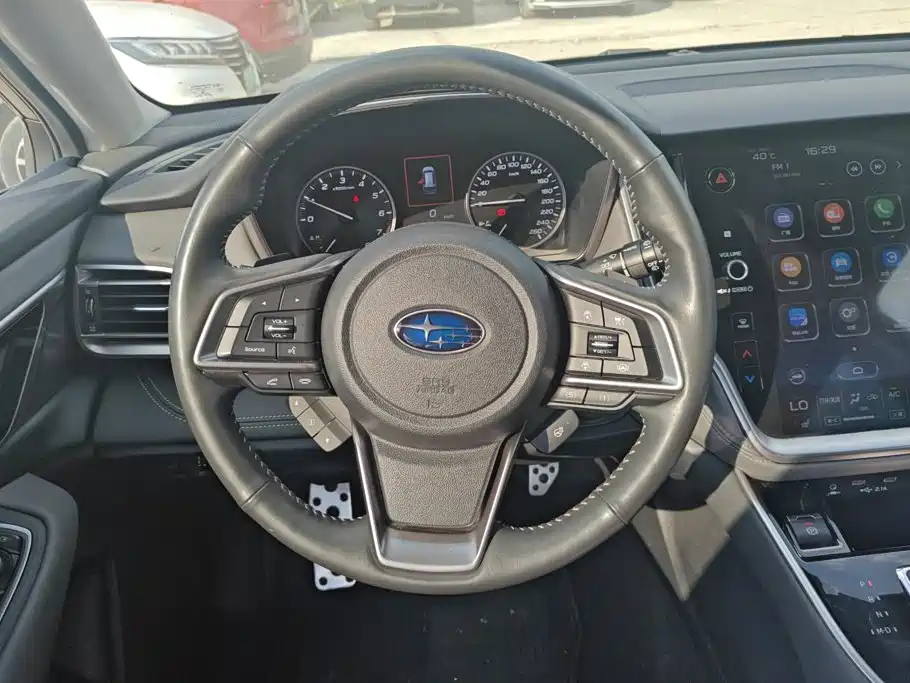 Subaru Outback 2022 — фото 15