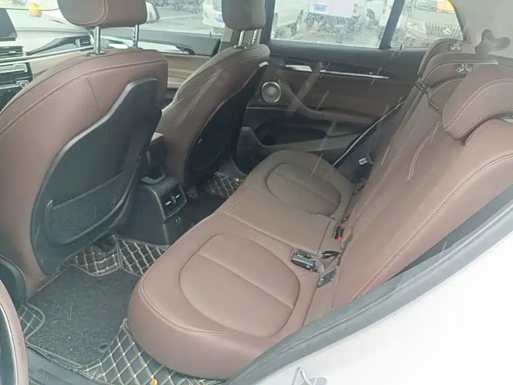 BMW X2 2023 — фото 17