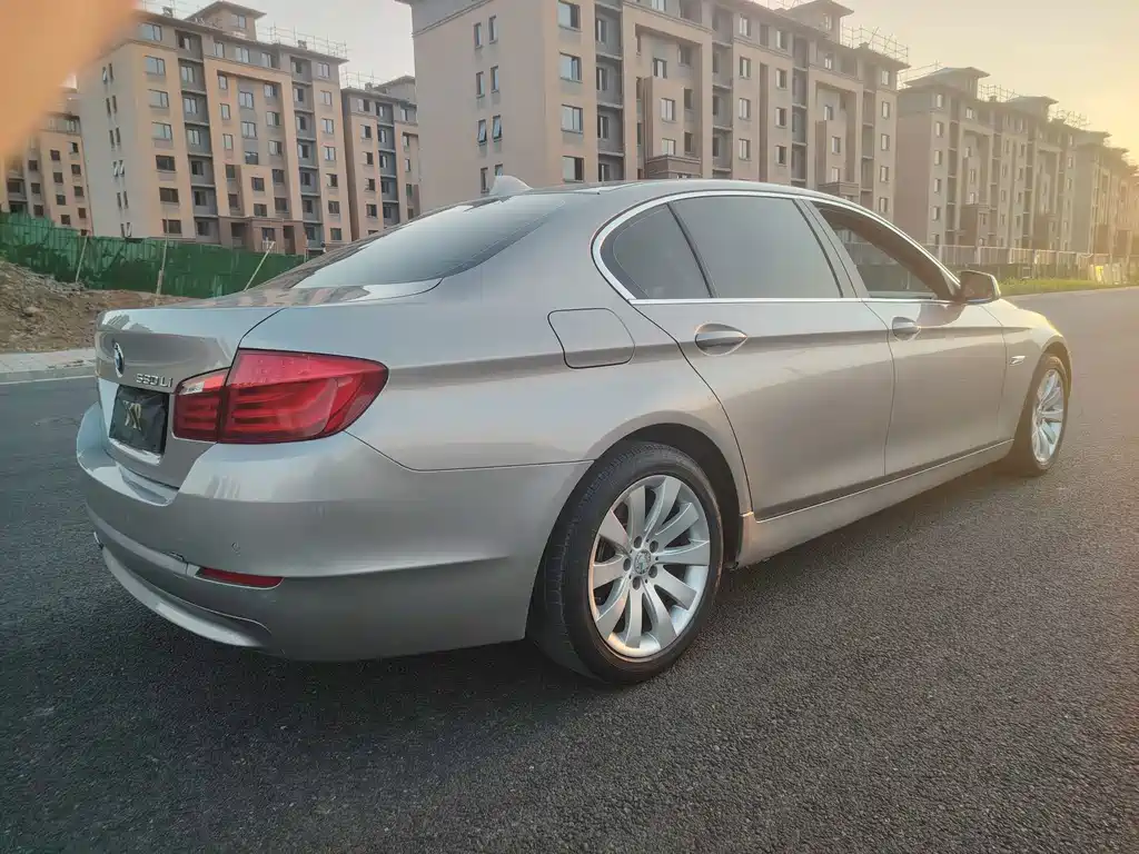 BMW 5 Series 2012