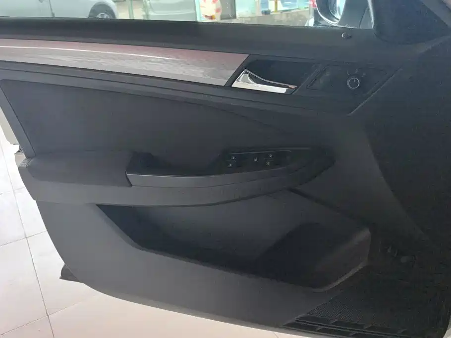 Volkswagen Bora 2016