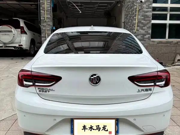 Buick Regal 2021