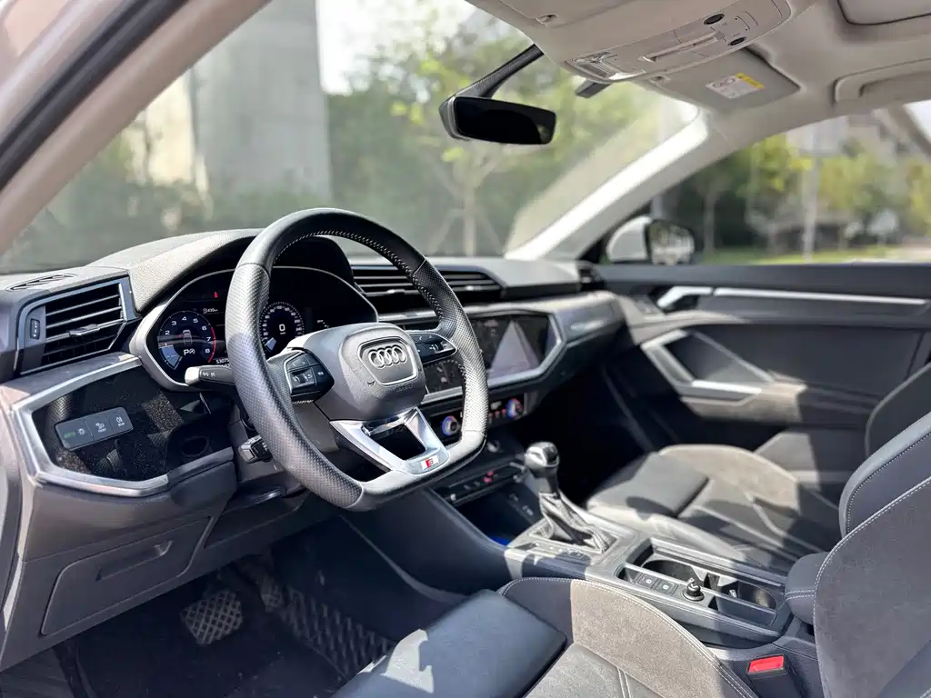 Audi Q3 Sportback 2021 — фото 7