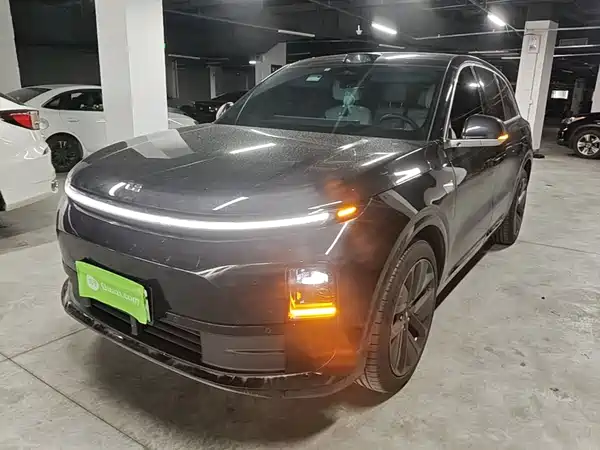 Li Auto L6 2024