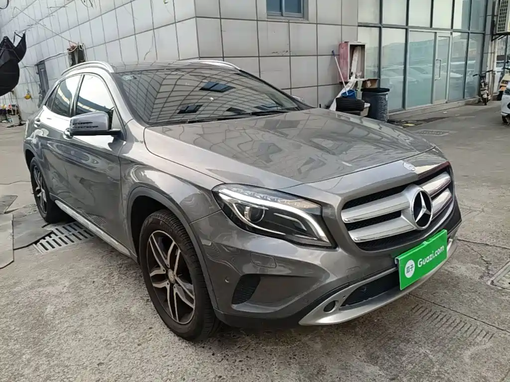 Mercedes-Benz GLA 2016