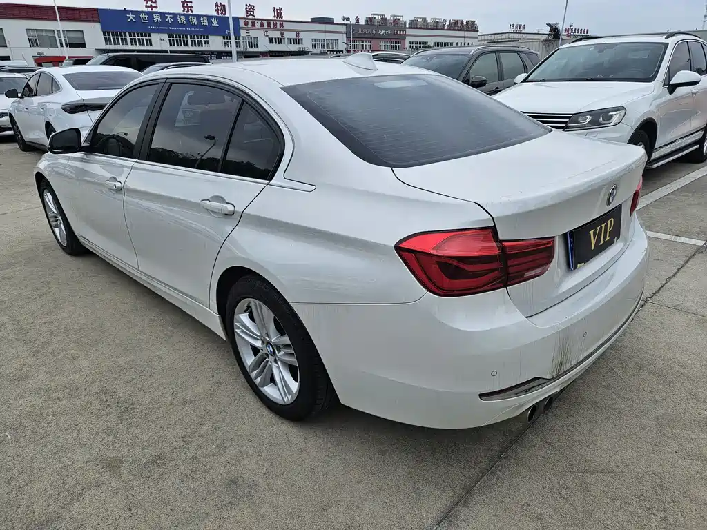 BMW 3 Series 2015 — фото 13