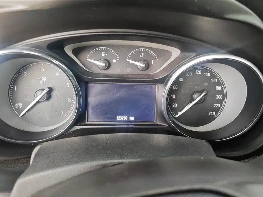 Buick Envision Plus 2015 — фото 14