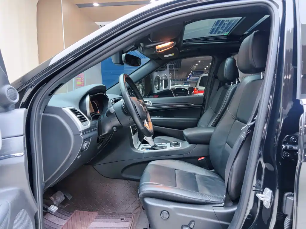 Jeep Grand Cherokee 2022