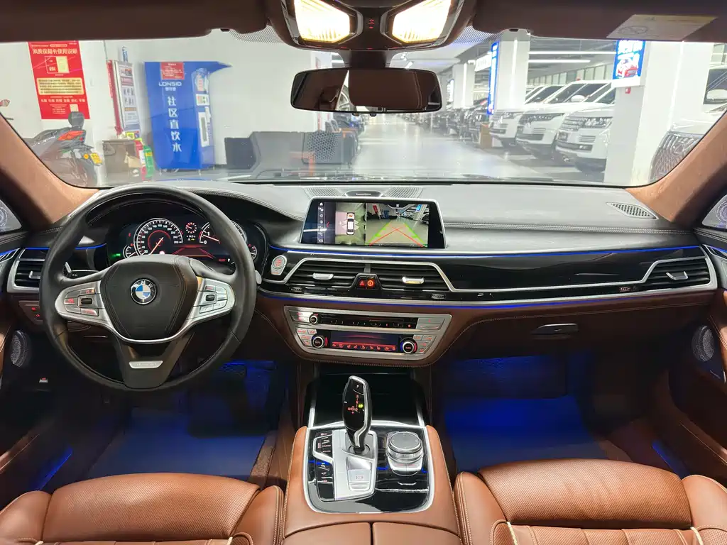 BMW 7 Series 2020 — фото 12