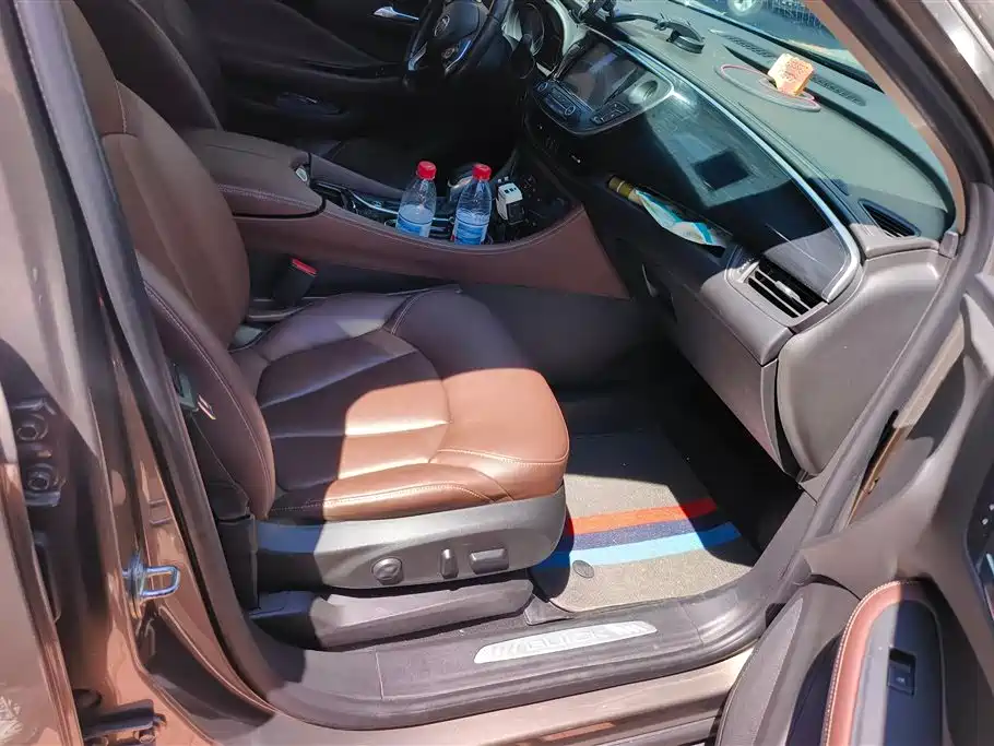 Buick Envision Plus 2018 — фото 8