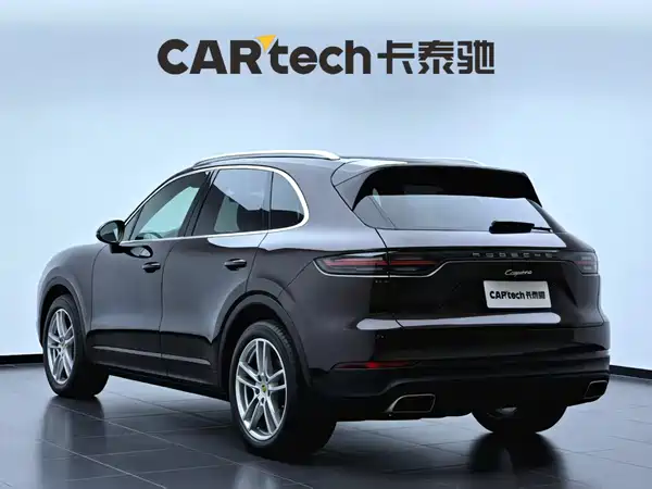 Porsche Cayenne 2022