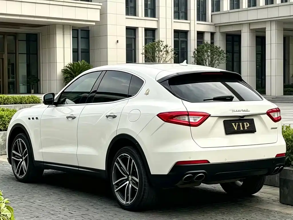 Maserati Levante 2019 — фото 9