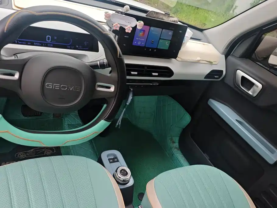 Geely Galaxy Panda 2025 — фото 12