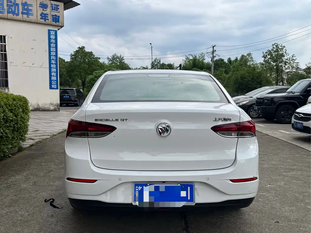 Buick Excelle 2022