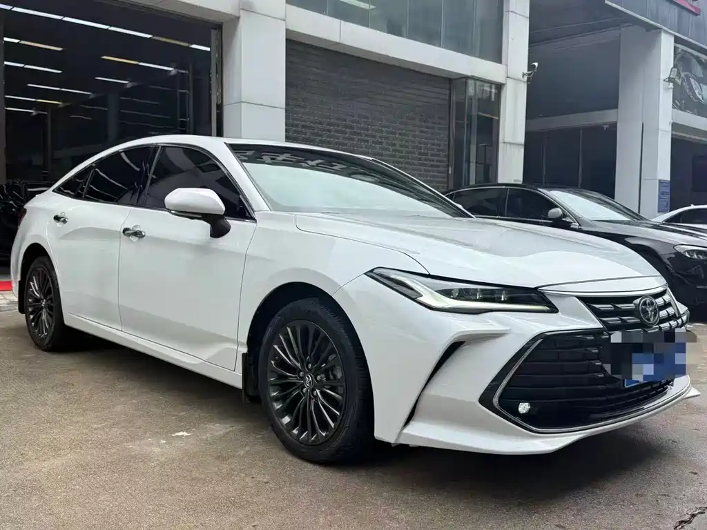 Toyota Avalon 2022 — фото 3