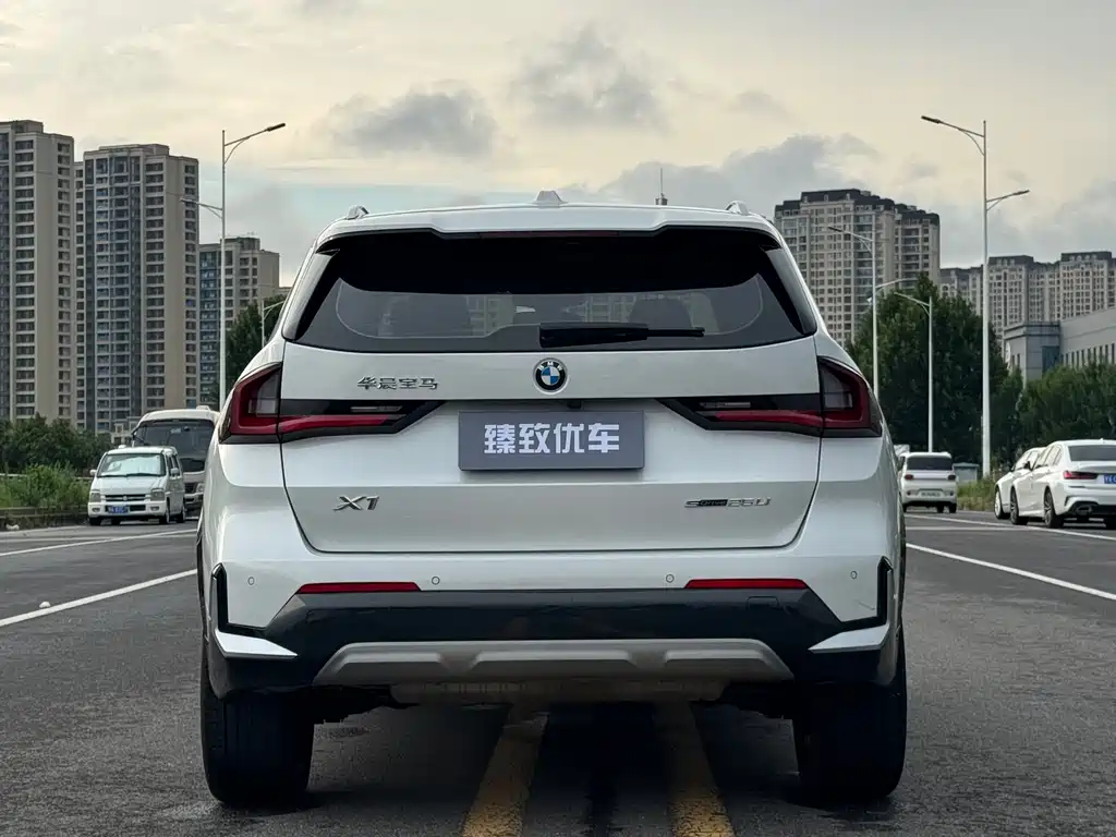 BMW X1 2023