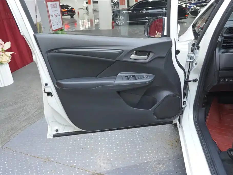 Honda Fit 2020 — фото 10