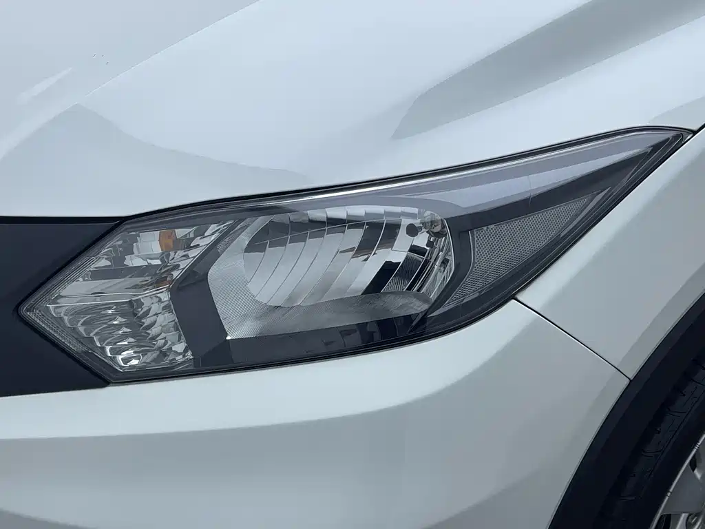 Honda Vezel 2016